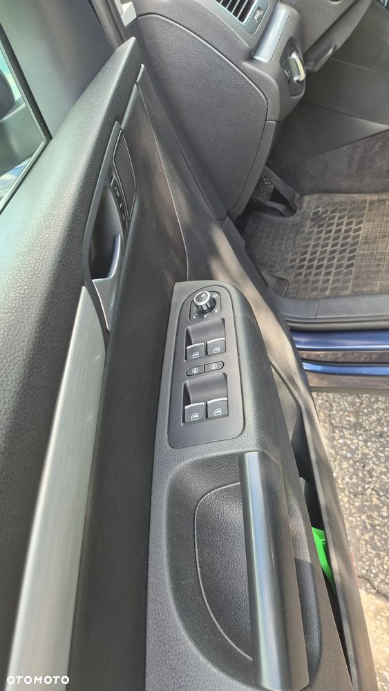 Volkswagen Sharan 2.0 TDI DSG BlueMotion Technology Highline - 11
