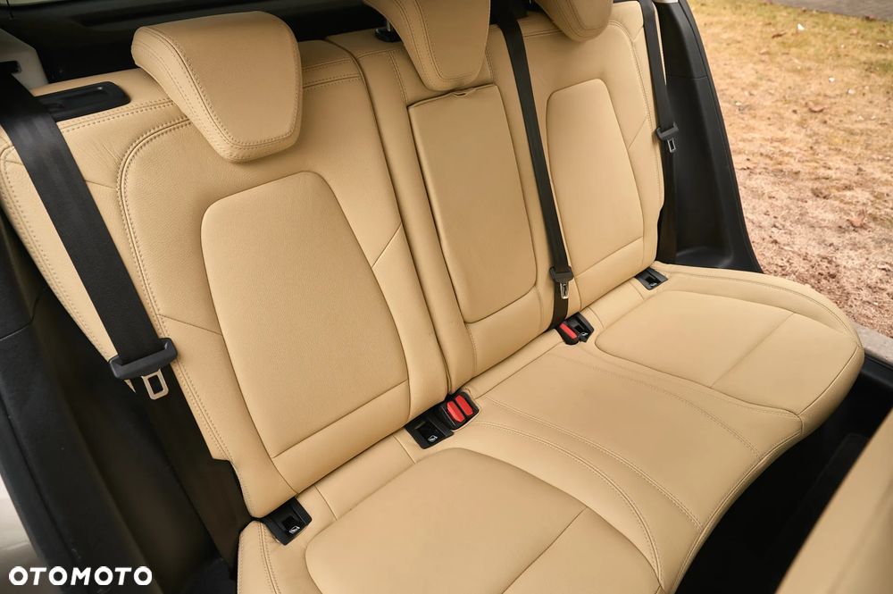 Ford Focus 1.5 EcoBlue Start-Stopp-System TITANIUM DESIGN - 31