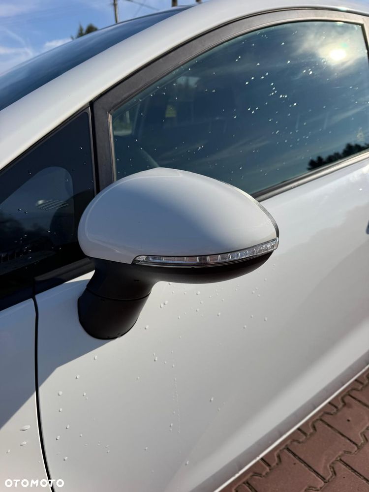 Kia Rio - 11