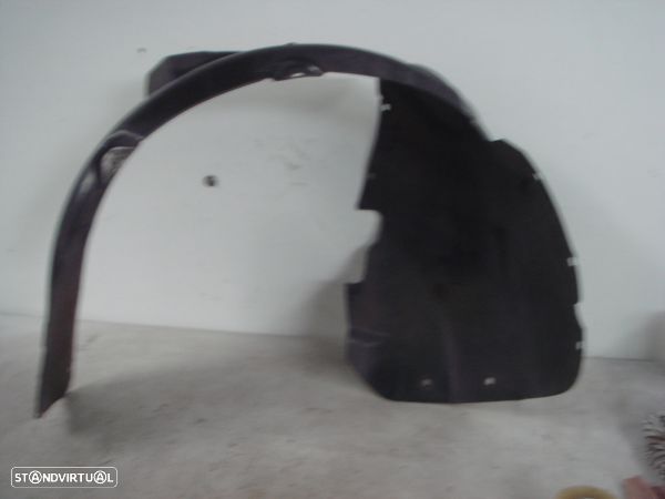 Cave De Roda Fr Dto Volkswagen Passat (3B3) - 1