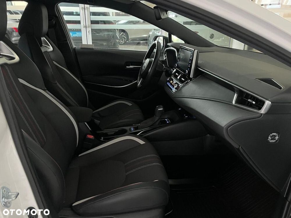 Toyota Corolla 1.8 Hybrid GR Sport - 18