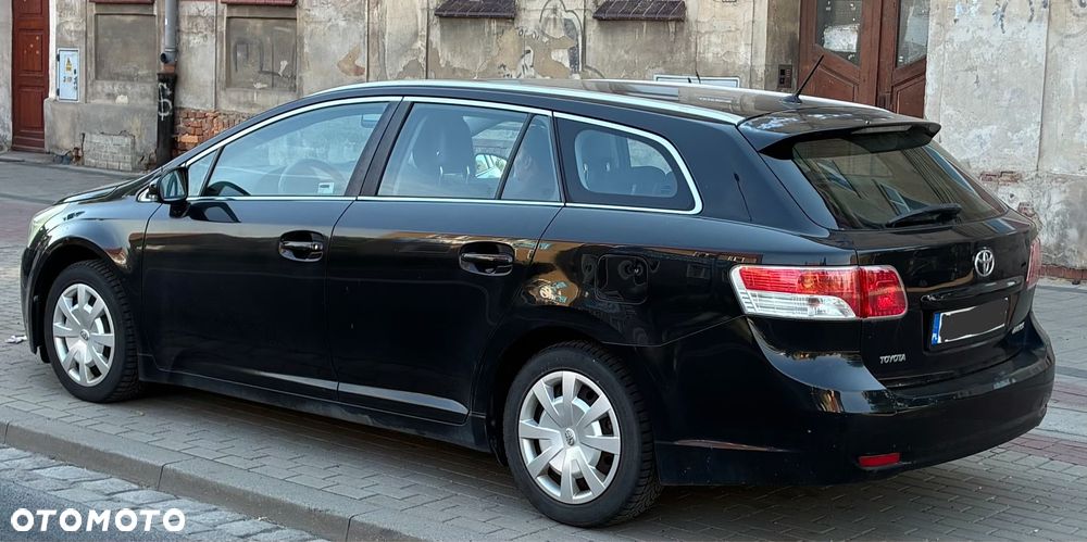 Toyota Avensis - 3