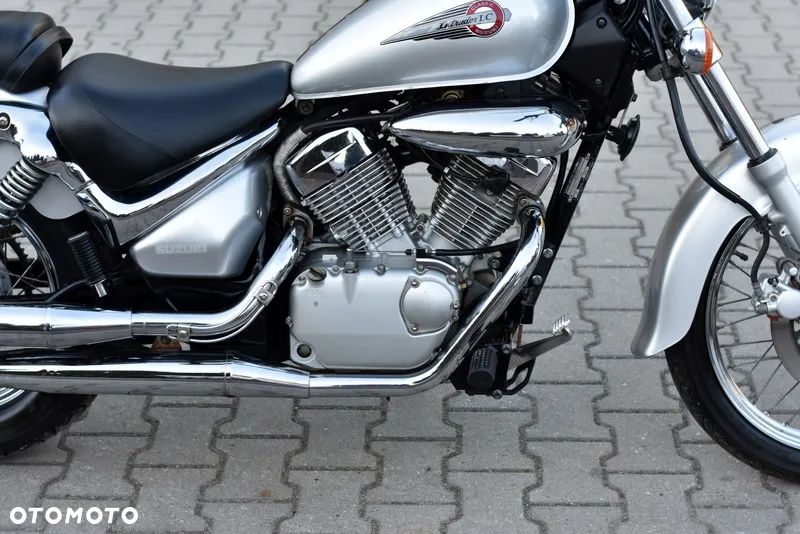 Suzuki Intruder - 9