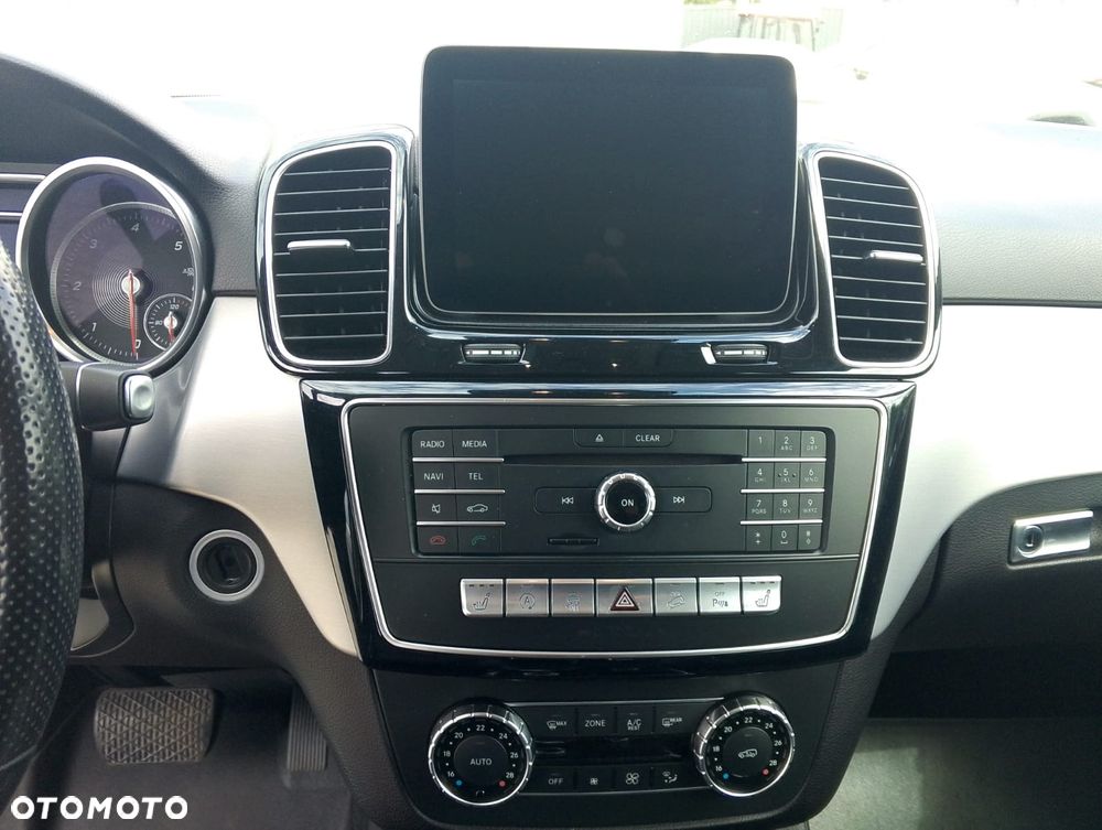 Mercedes-Benz GLE 250 d 4-Matic - 13