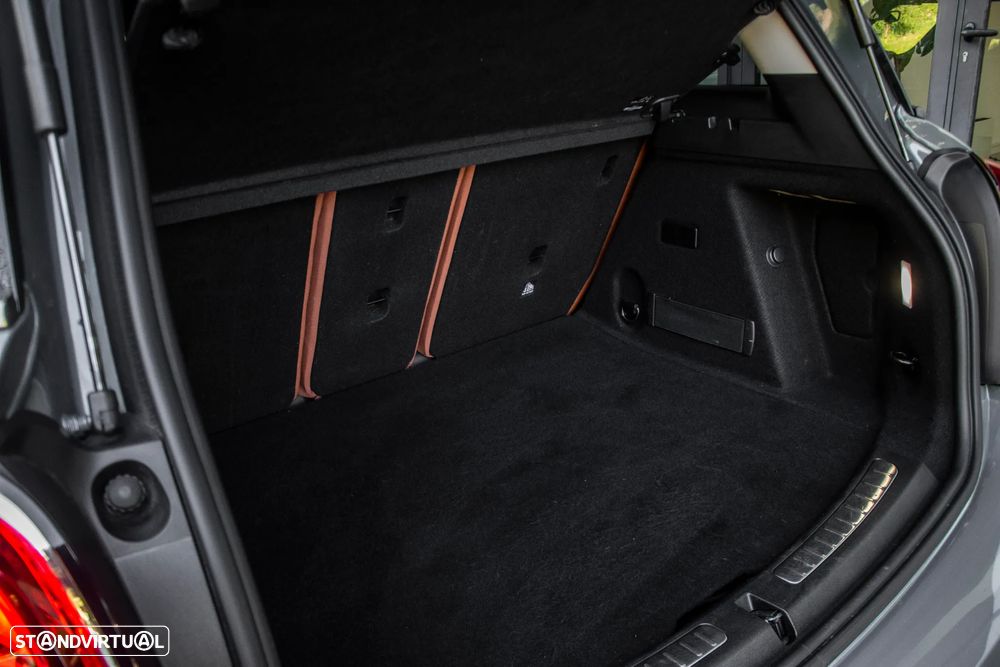 MINI Countryman Cooper SE All4 Aut. Essential - 31