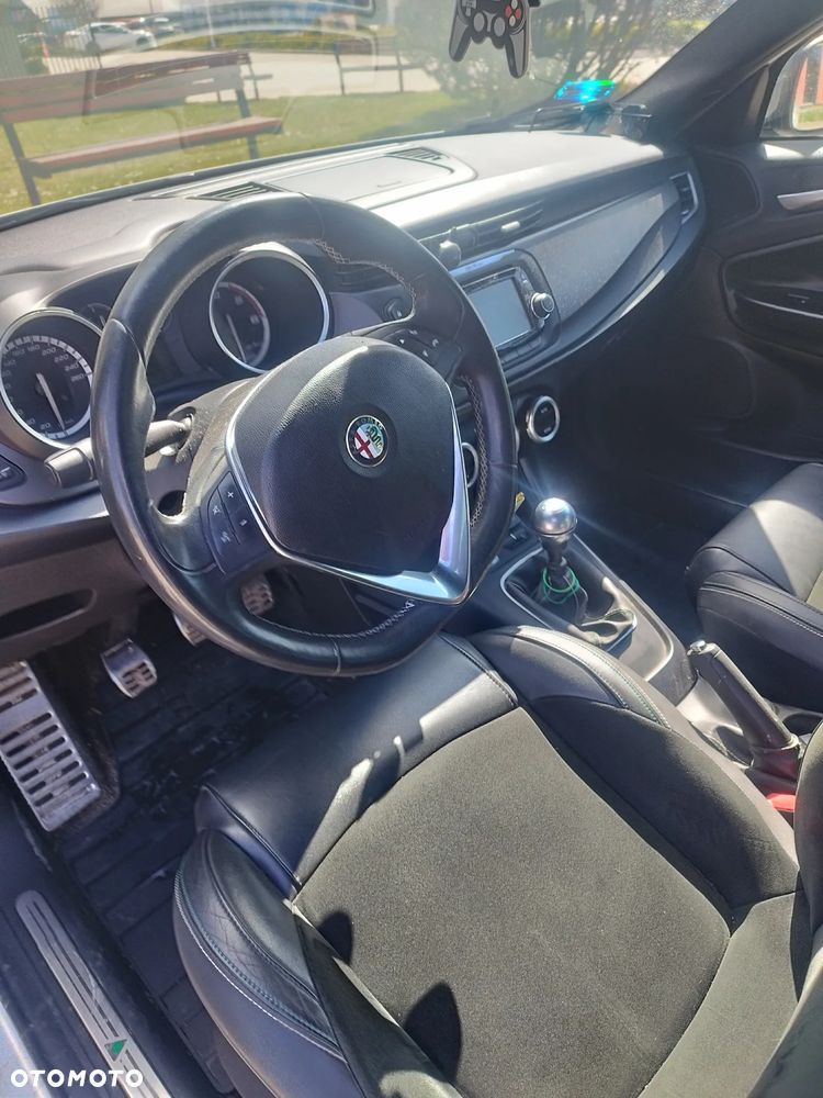 Alfa Romeo Giulietta 1.6 JTDM 16V Sport - 10