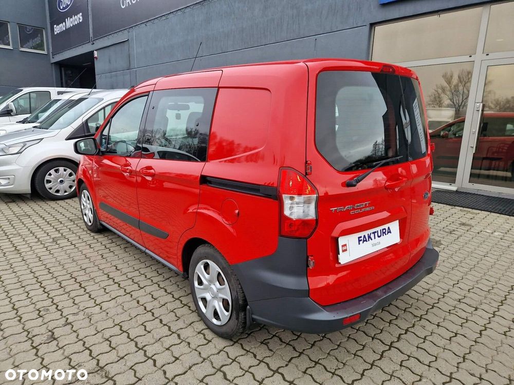 Ford Transit Courier - 5