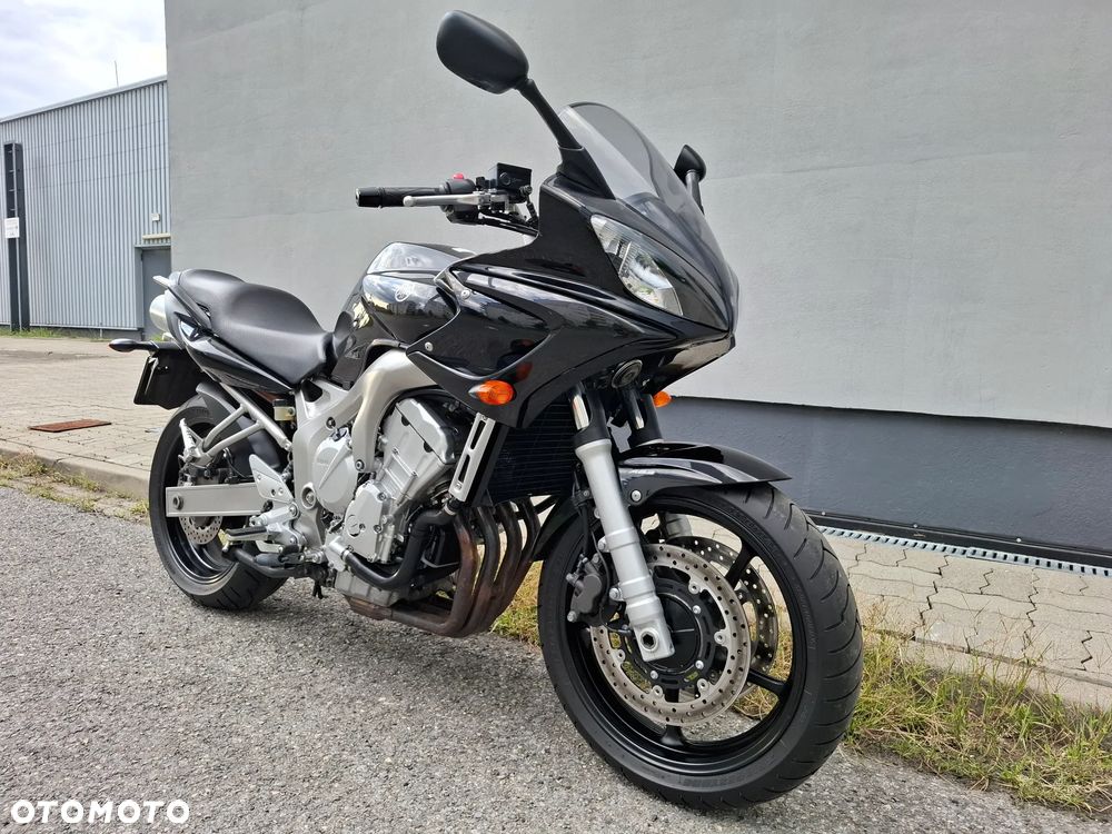 Yamaha FZ6 - 3