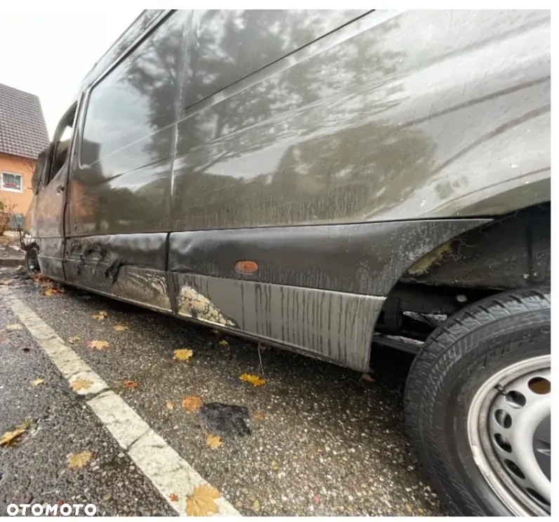 Mercedes-Benz SPRINTER - 8