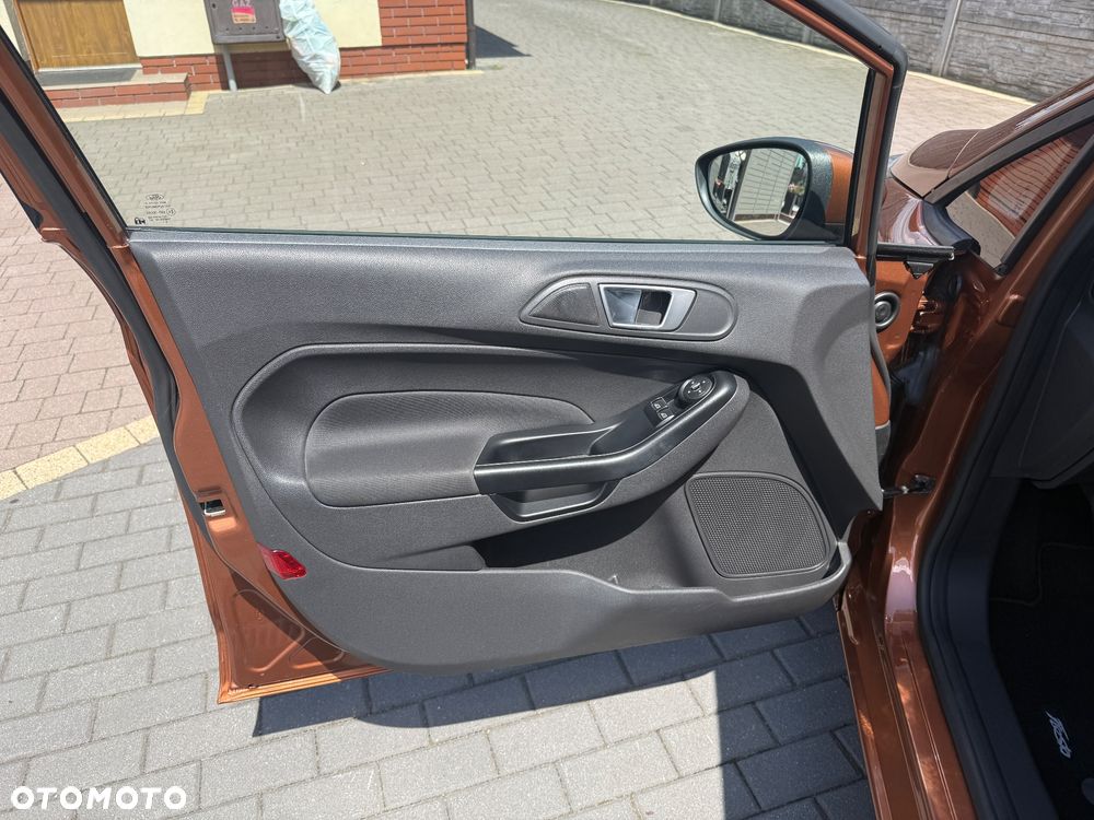 Ford Fiesta - 17