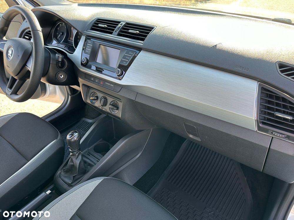Skoda Fabia 1.2 TSI Active - 16