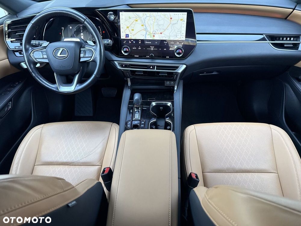 Lexus RX 450h+ Prestige - 12