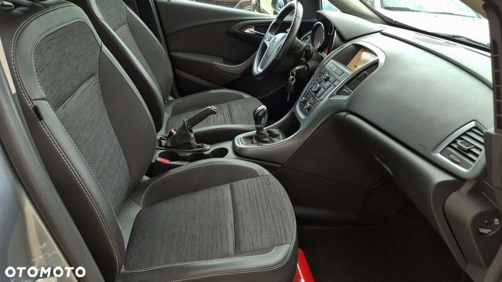 Opel Astra 1.4 Turbo Selection - 26
