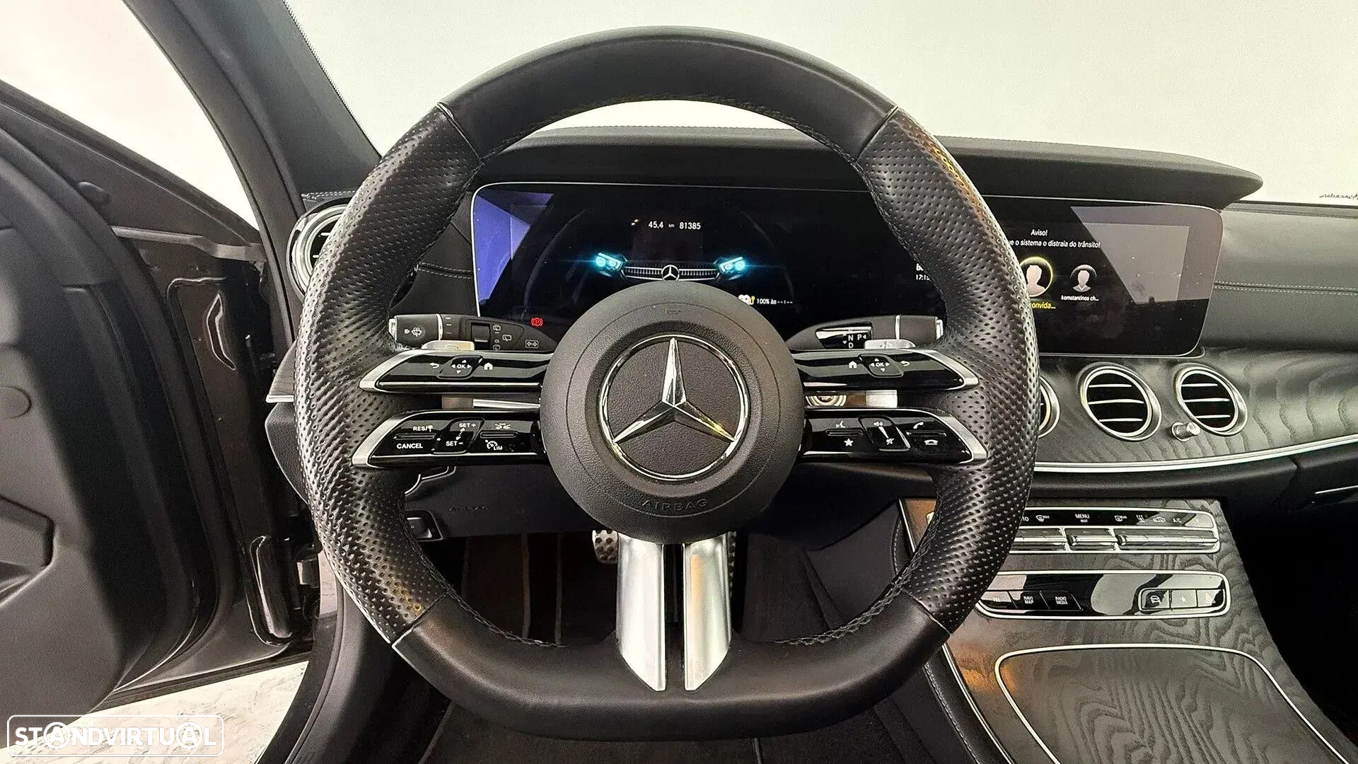Mercedes-Benz E 300 - 34