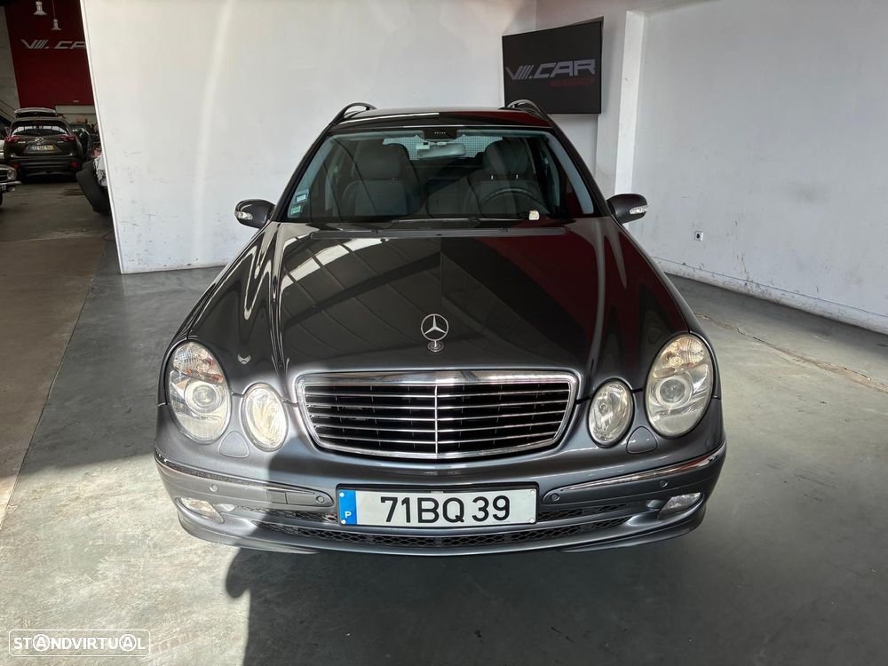 Mercedes-Benz E 220 CDi Avantgarde Aut. - 1