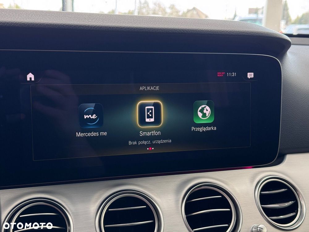 Mercedes-Benz Klasa E - 33