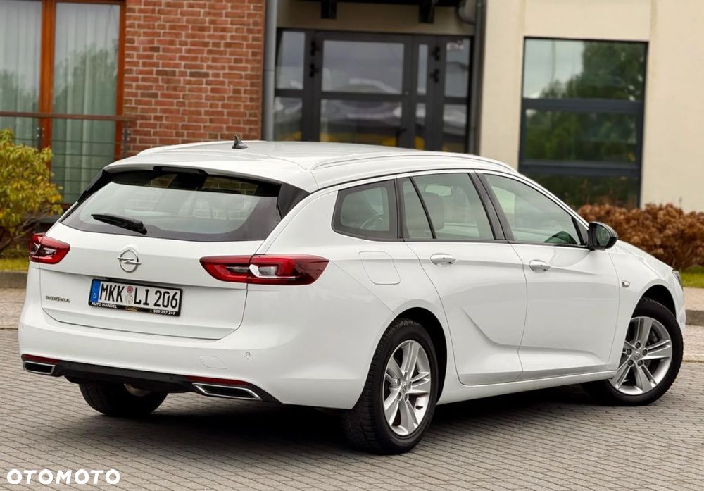 Opel Insignia 2.0 CDTI Business Elegance S&S - 9