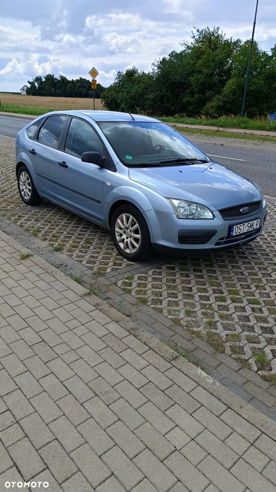 Ford Focus 1.6 Comfort - 6