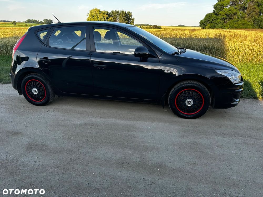 Hyundai i30 1.4 Classic + - 5