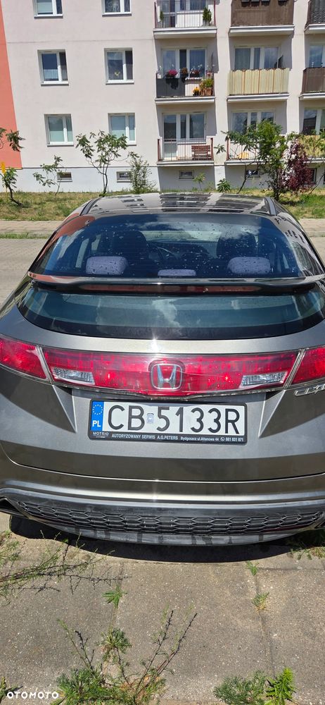 Honda Civic 1.8 Executive - 3