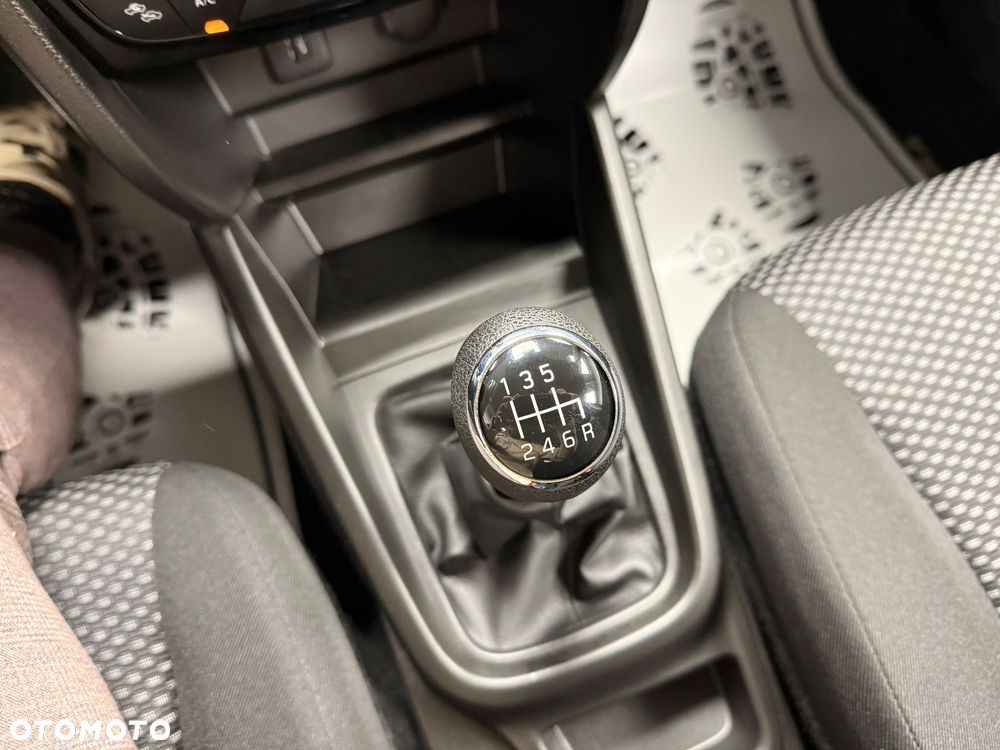 Suzuki Vitara - 14