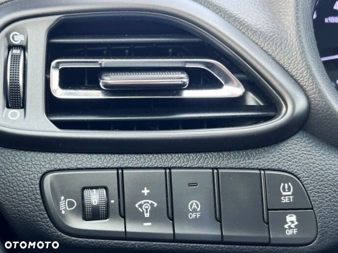 Hyundai i30 - 13