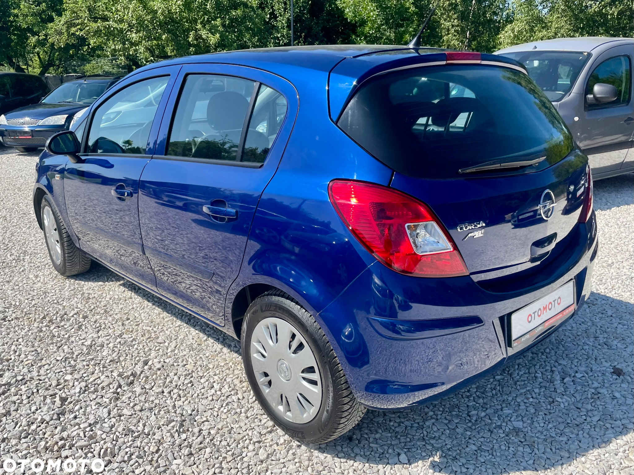 Opel Corsa 1.4 16V Enjoy - 8