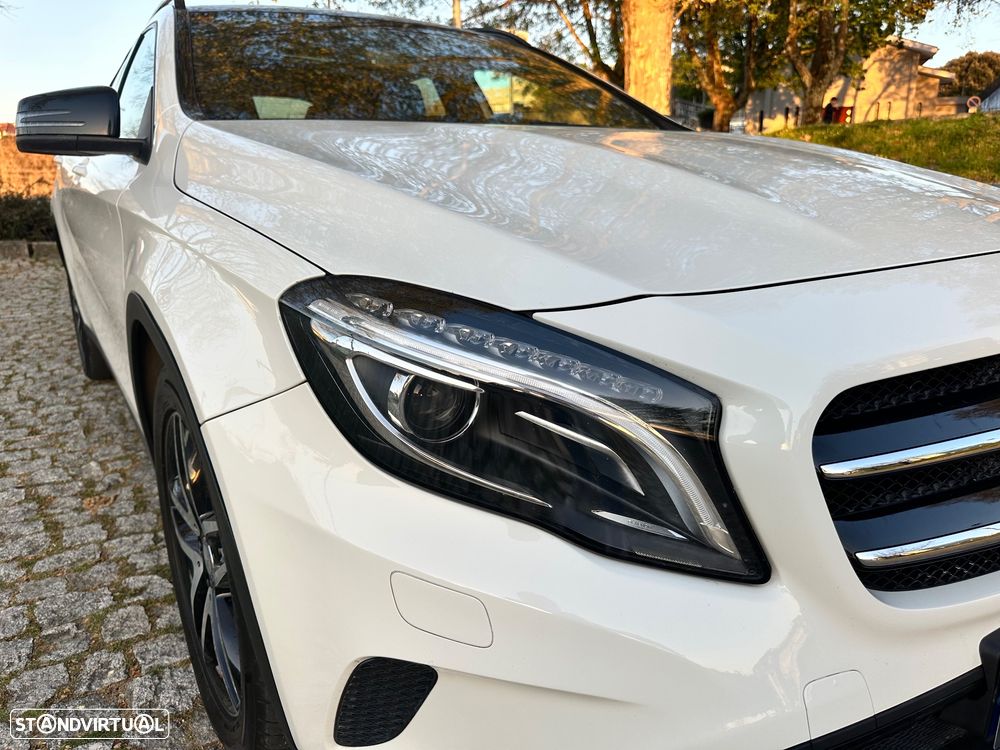Mercedes-Benz GLA 200 (CDI) d Urban - 12