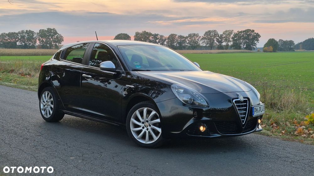 Alfa Romeo Giulietta 2012 photo 3