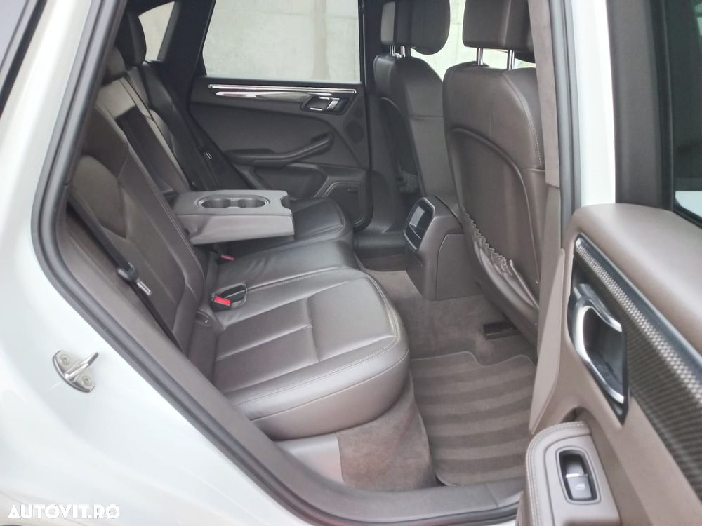 Porsche Macan 3.0 PDK S - 12