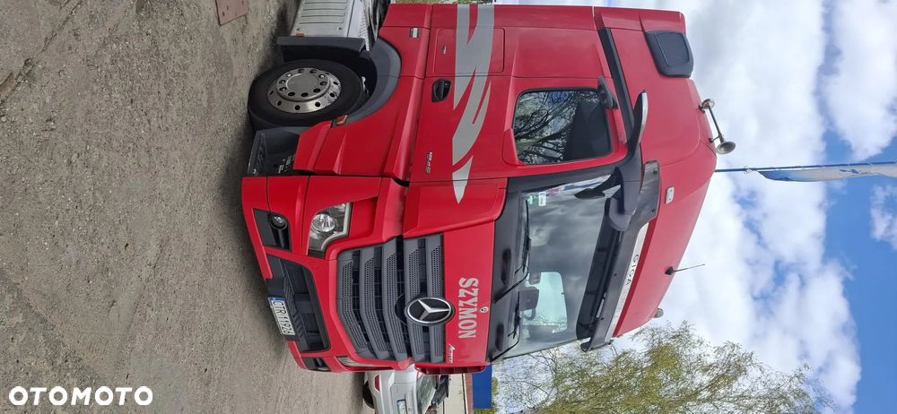 Mercedes-Benz ACTROS - 3