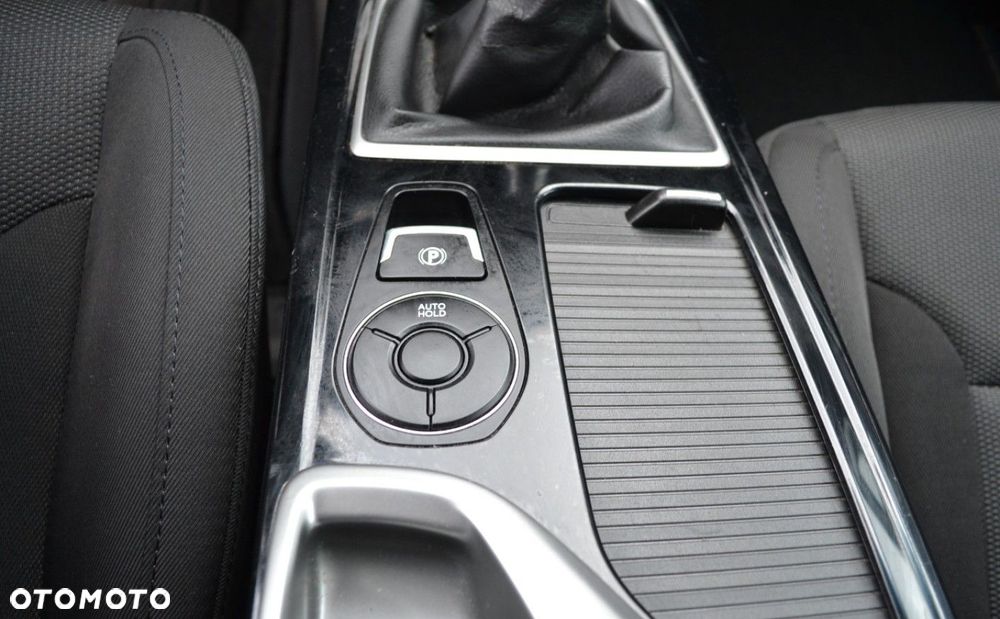 Hyundai i40 Kombi 1.6 Trend - 27