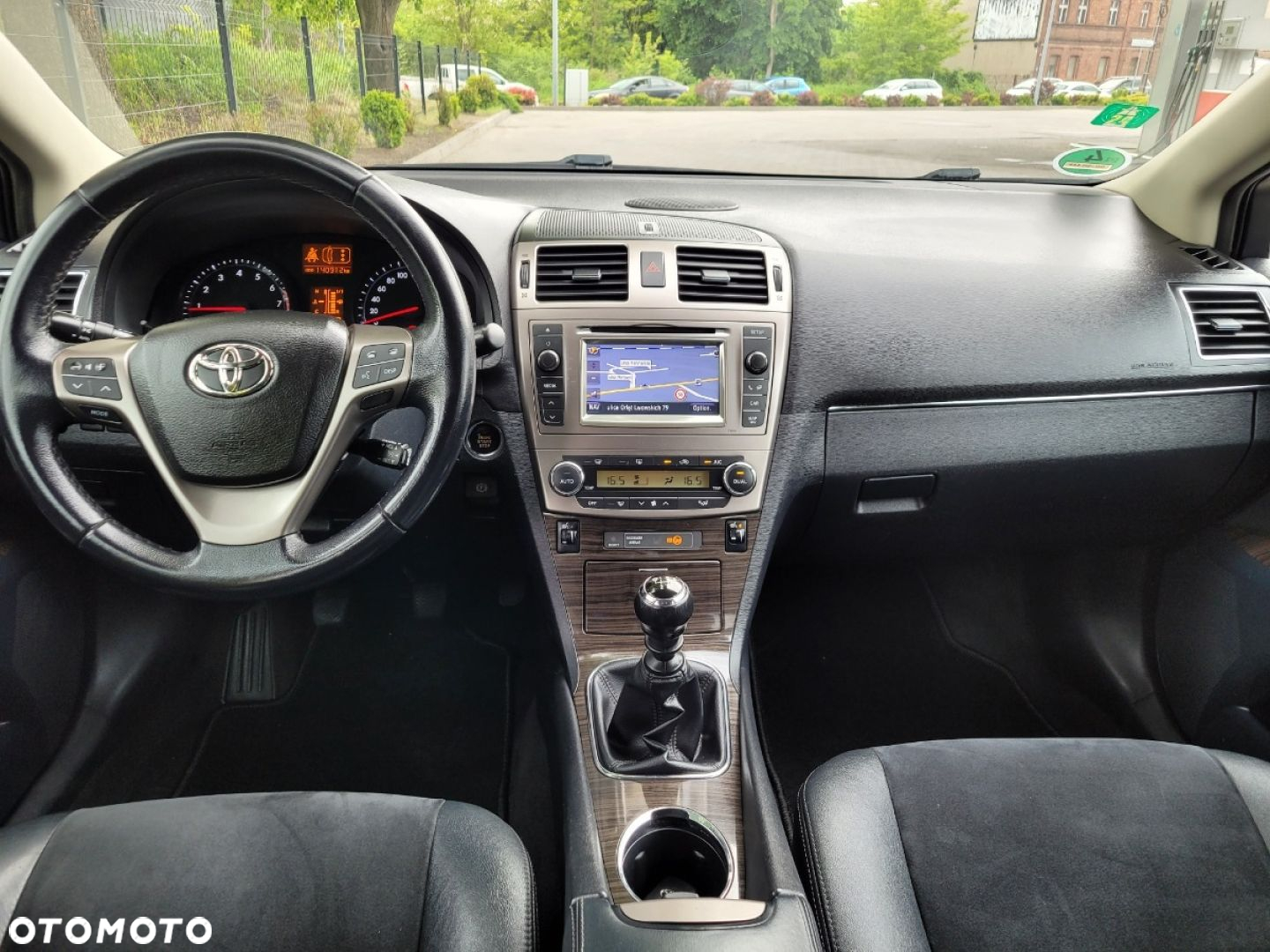 Toyota Avensis - 21
