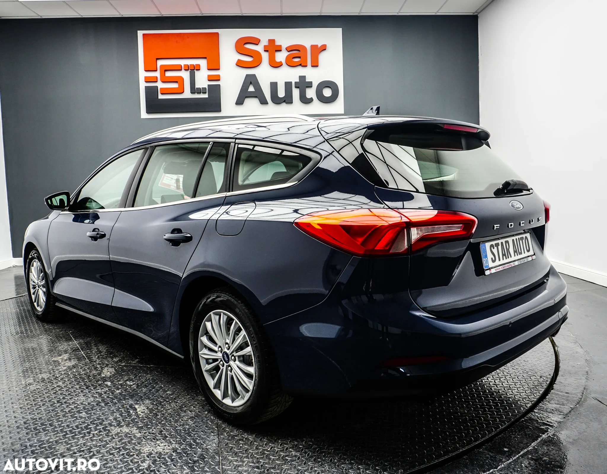Ford Focus 1.0 EcoBoost Titanium Business - 5