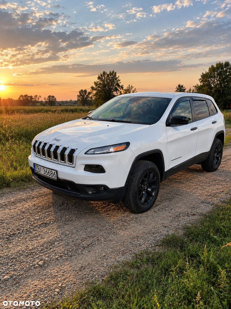 Jeep Cherokee - 1