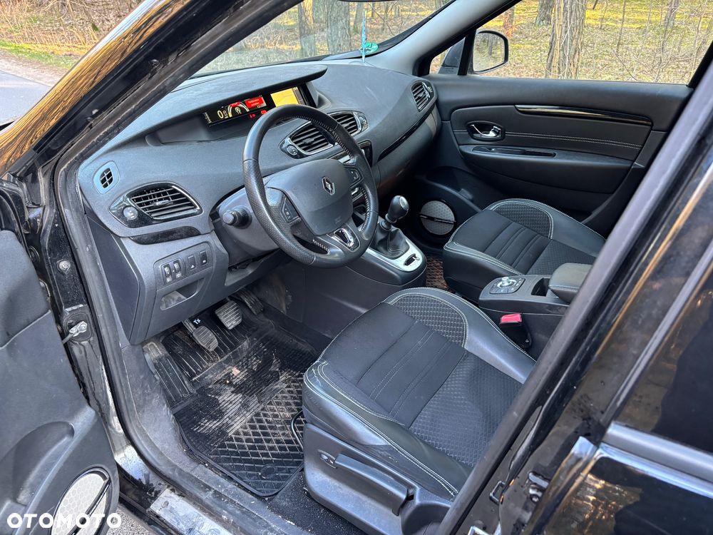 Renault Scenic Energy TCe 130 S&S Xmod Bose Edition - 12