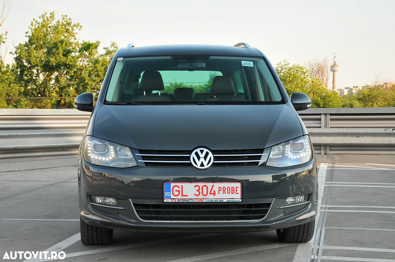 Volkswagen Sharan 2.0 TDI DSG BlueMotion Technology Highline - 9