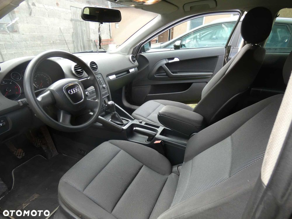 Audi A3 Sportback - 7