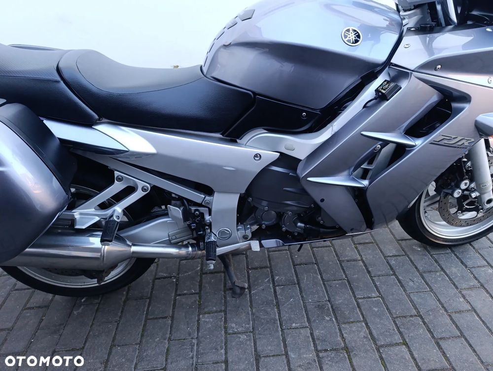 Yamaha FJR - 22