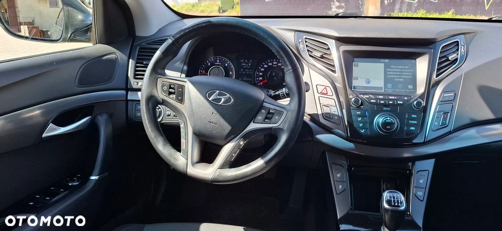 Hyundai i40 Kombi blue 1.6 CRDi Space Plus - 11