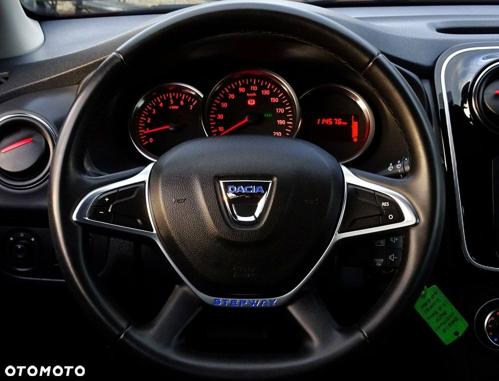 Dacia Logan TCe 90 S&S Stepway Celebration - 27