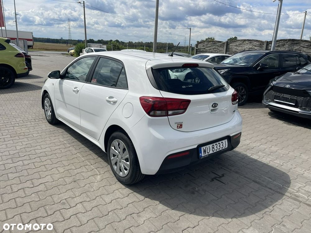 Kia Rio 1.4 crdi M - 5