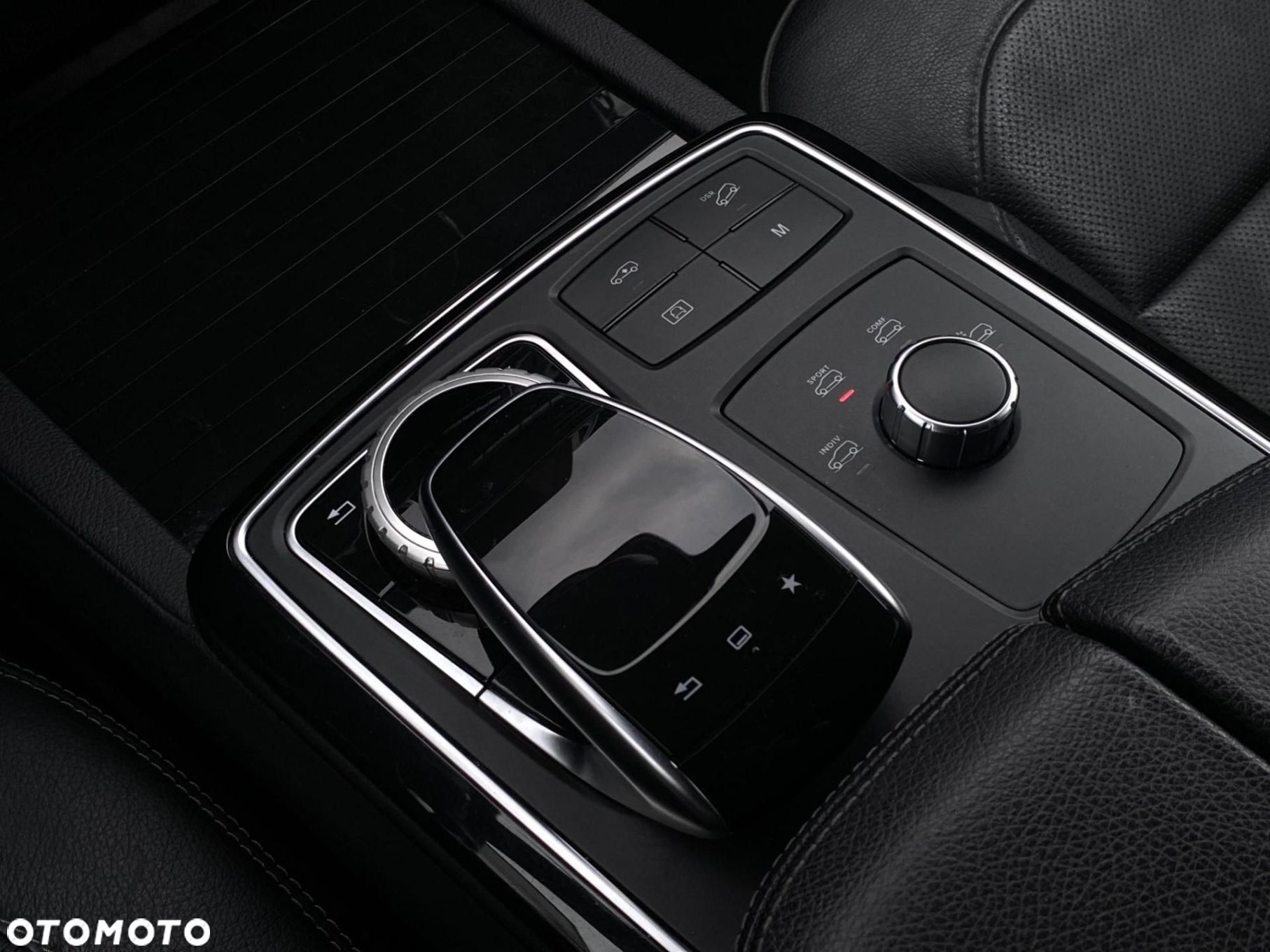 Mercedes-Benz GLE - 14
