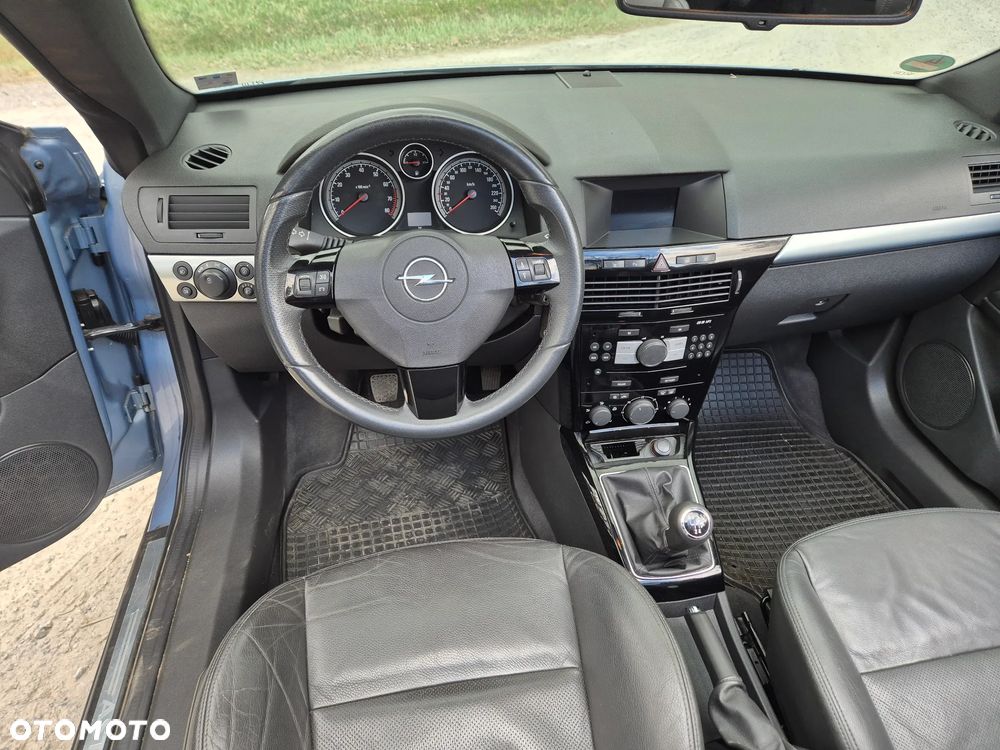 Opel Astra 1.8 Cosmo - 18