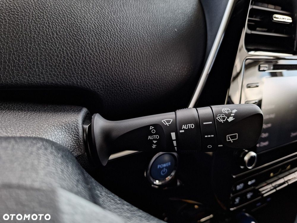 Toyota Prius 1.8 Hybrid Comfort - 31