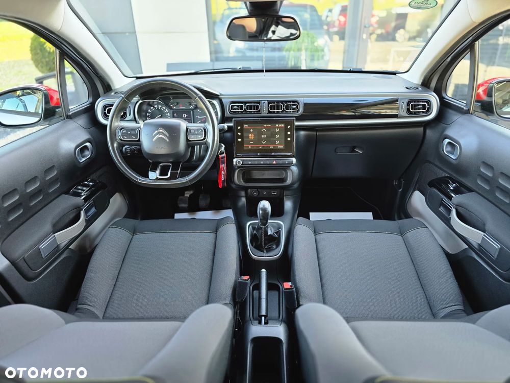 Citroën C3 Pure Tech (VTi) 82 Exclusive - 23