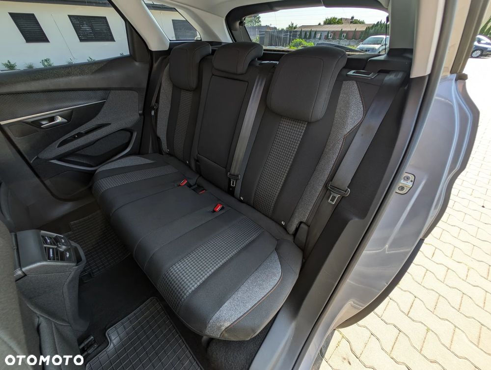 Peugeot 3008 PureTech 130 Stop & Start GPF Allure - 38