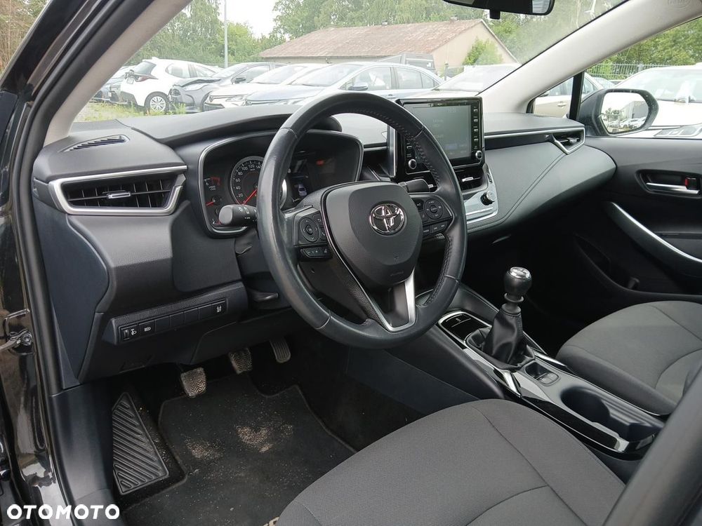 Toyota Corolla - 16