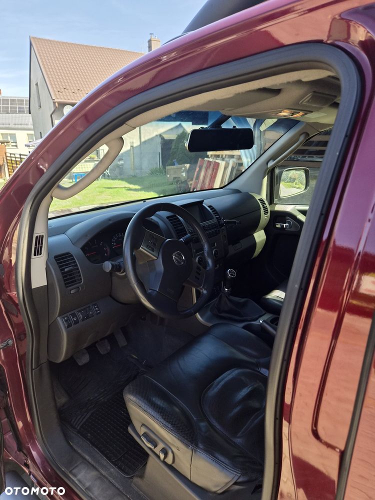 Nissan Navara - 8