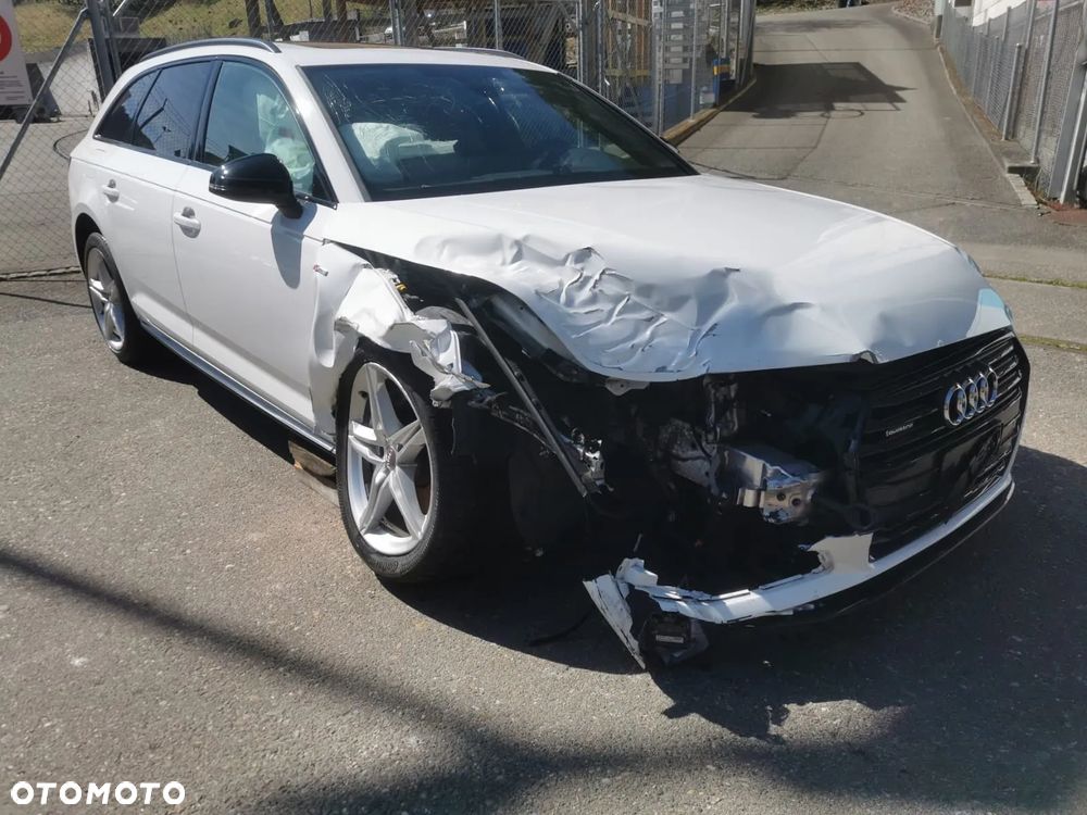 Audi A4 Avant 2.0 TDI S tronic quattro design - 4